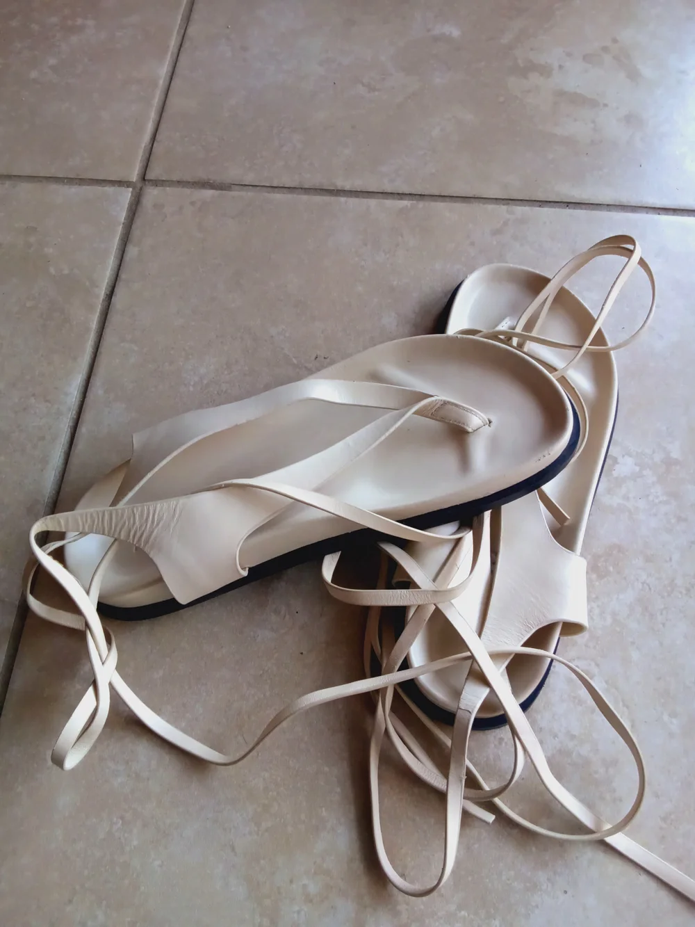 A.EMERY  Shel Sandal SIZE 38 US 7.5